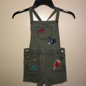 Girls Short Overalls (Cat & Jack ) 🌻